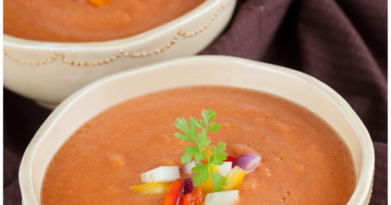 Cómo Hacer Gazpacho, La Mejor Sopa Fría Para el Verano