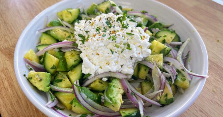 Snack Alto en Proteína en Menos de 5 Minutos: Fresco, Nutritivo y Delicioso